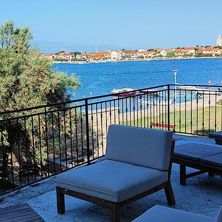 Lägenhet Seaview Holiday Apartment, Fresh & Renovated *